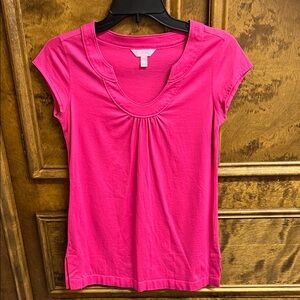 Lilly Pulitzer Bright Pink Short Sleeve Scoop Neck Top